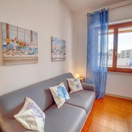 Apartment Sardinia Re - Attico Diez