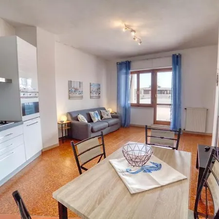 Sardinia Re - Attico Diez Apartment *